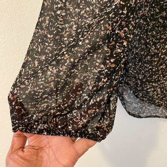 PLEIONE sheer patterned blouse - Picture 5 of 8